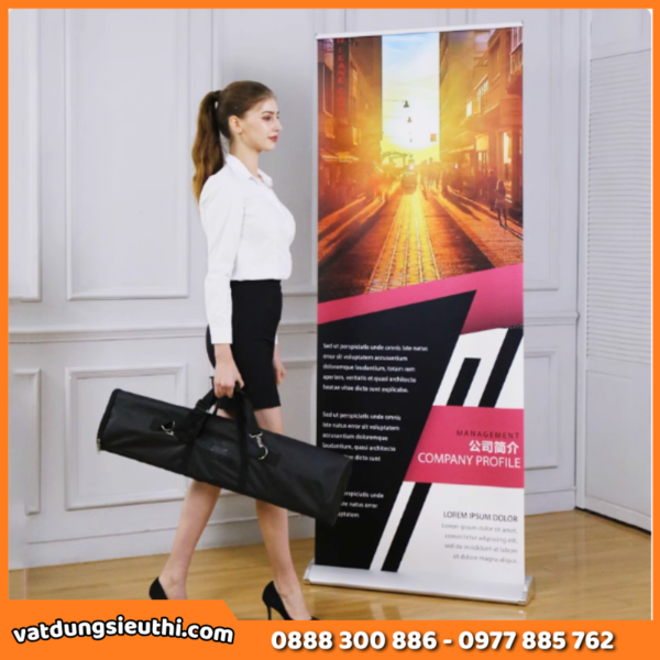 Standee cuốn nhựa hào hoa - Giá cuốn nhựa đế to 1 mặt