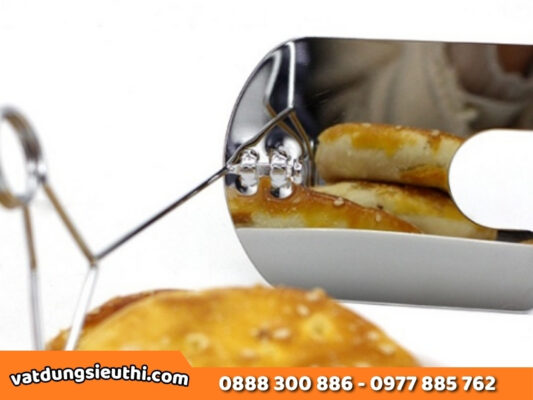 Kẹp Kệ Bánh: Giải Pháp Trưng Bày Hiệu Quả Cho Tiệm Bánh, Quán Cafe