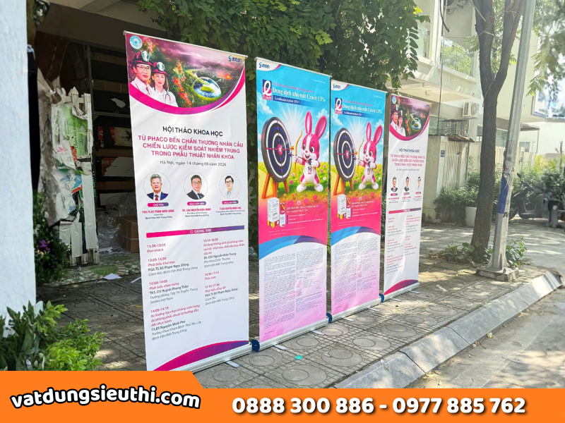 Standee cuốn nhôm: 1 lựa chọn cho nhiều sự kiện
